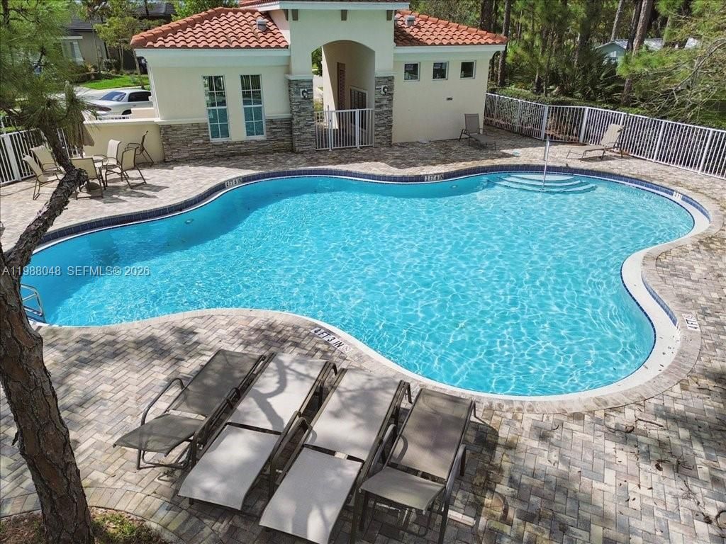 6018 Henderson Way, West Palm Beach, FL 33415 Photo