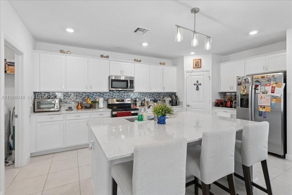 6018 Henderson Way, West Palm Beach, FL 33415 Photo