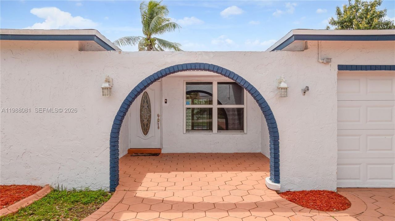 8970 Johnson St , Pembroke Pines, FL 33024 Photo