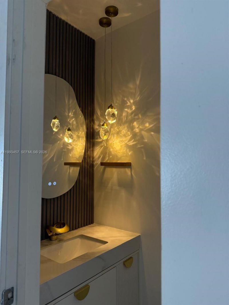 3672 NE 167th St, Unit 31, North Miami Beach, FL 33160 Photo