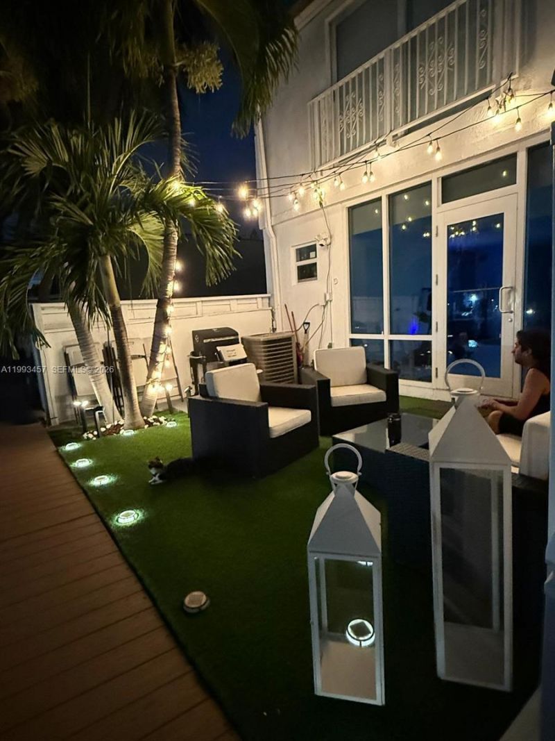 3672 NE 167th St, Unit 31, North Miami Beach, FL 33160 Photo