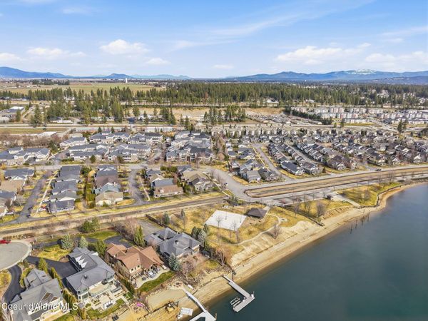 4453 W Greenchain LOOP, Unit 2, Coeur d'Alene, ID 83814