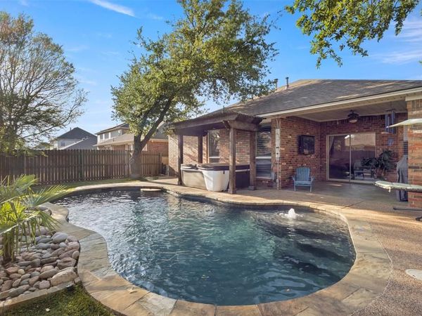 3800 Summersville Lane, Fort Worth, TX 76244