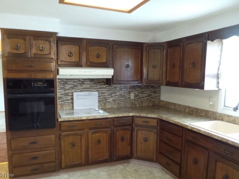 2775 Shady Lake Drive, Vermilion, OH 44089 Photo 2