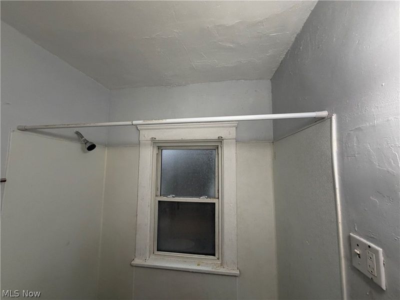 10724 Gooding Avenue, Cleveland, OH 44108 Photo 23