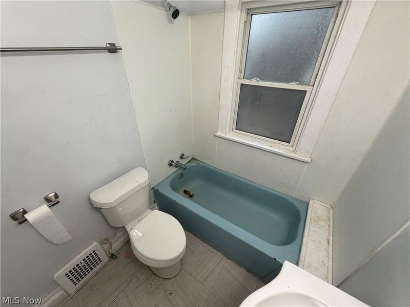 10724 Gooding Avenue, Cleveland, OH 44108 Photo 25