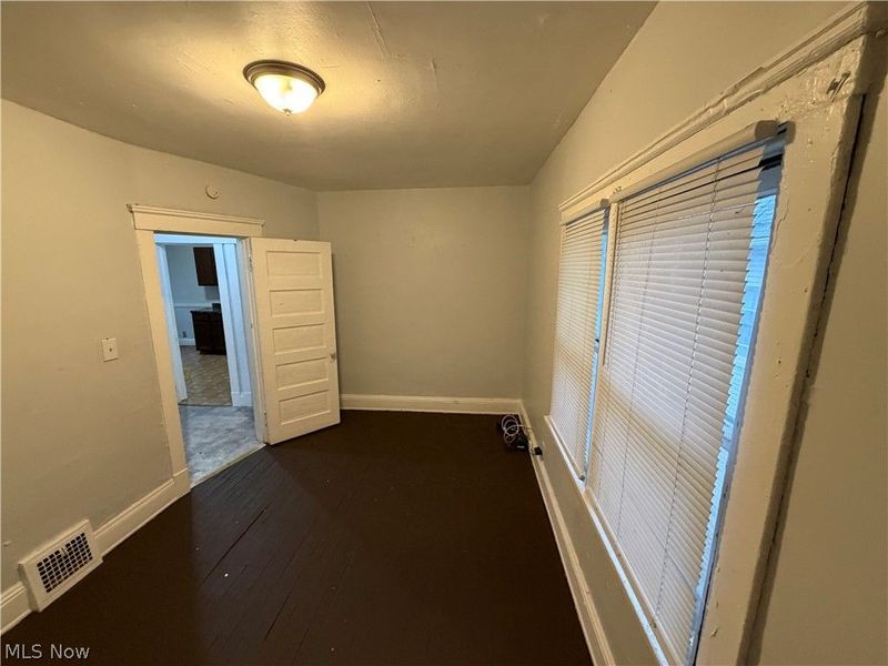 10724 Gooding Avenue, Cleveland, OH 44108 Photo 30