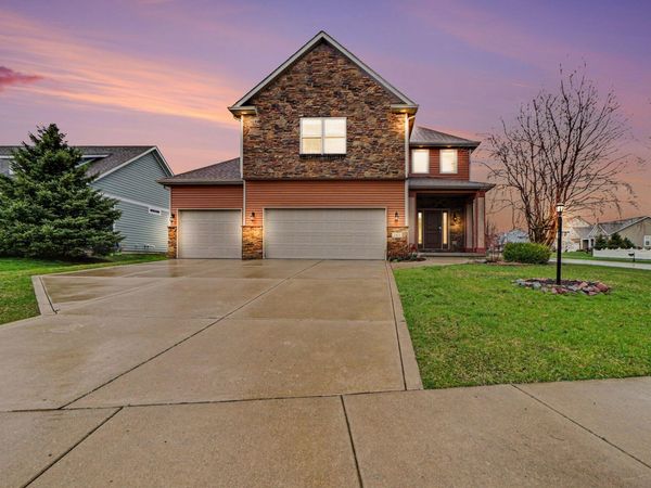 2411 Nottingham Drive , Valparaiso, IN 46383