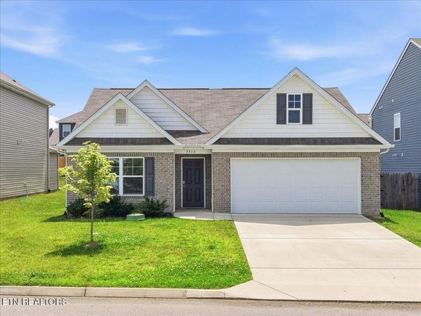 7513 Cottontail St, Corryton, TN 37721