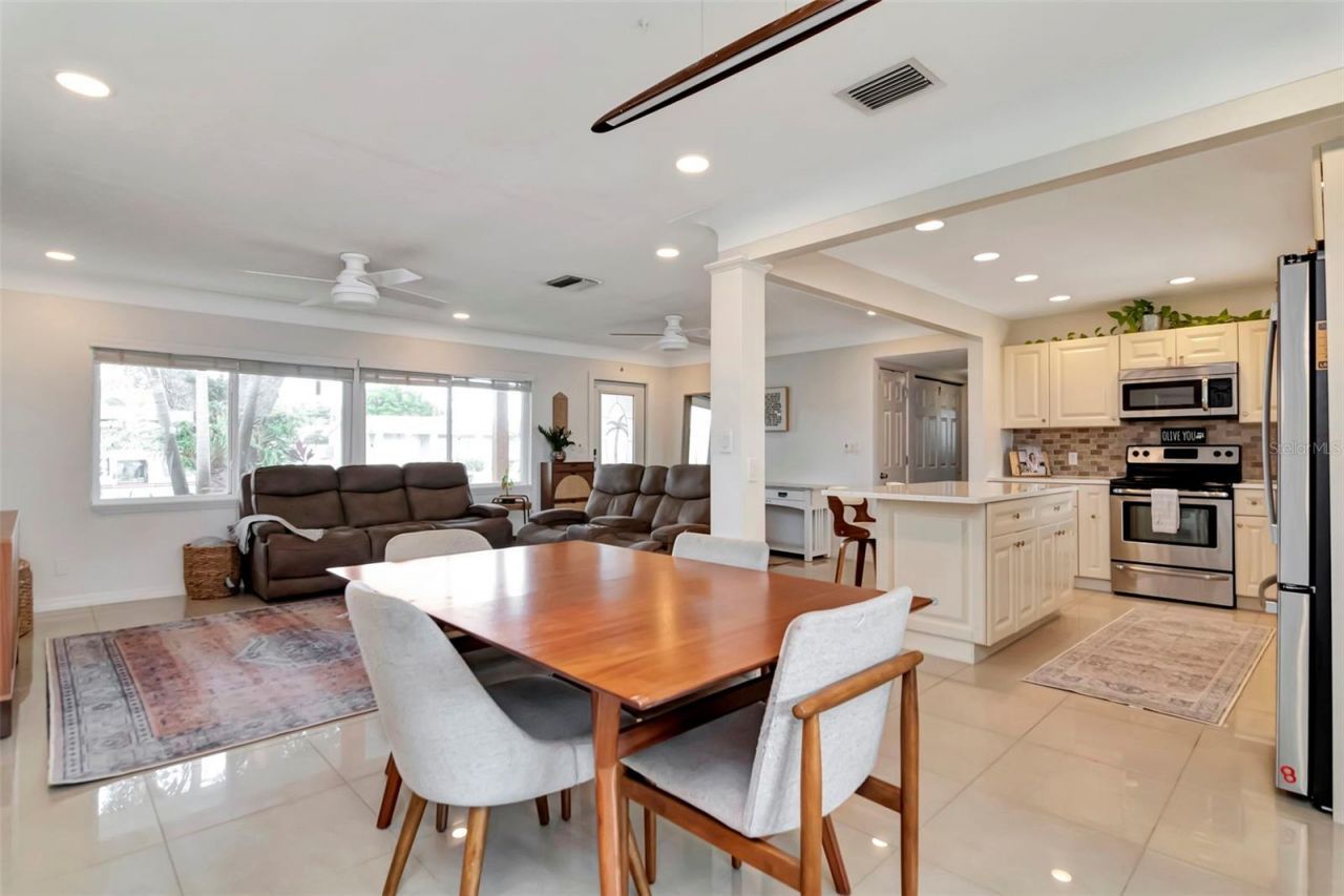 6468 17th Terrace N, Saint Petersburg, FL 33710 Photo