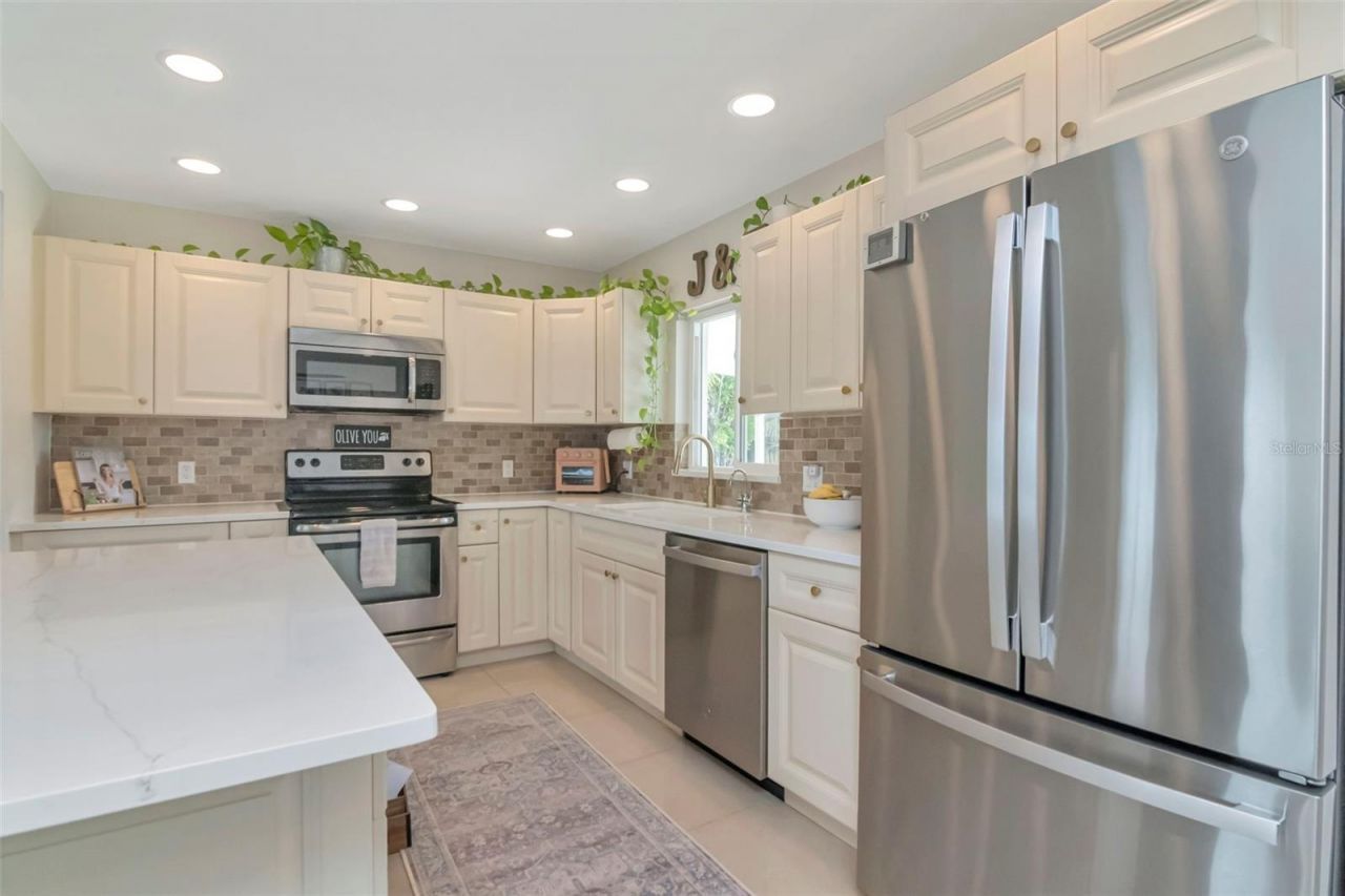 6468 17th Terrace N, Saint Petersburg, FL 33710 Photo