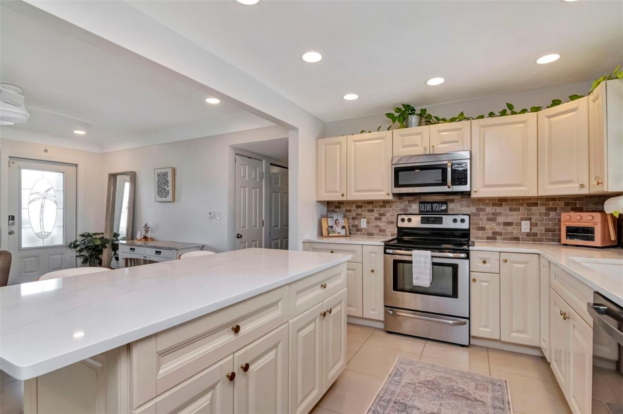 6468 17th Terrace N, Saint Petersburg, FL 33710 Photo