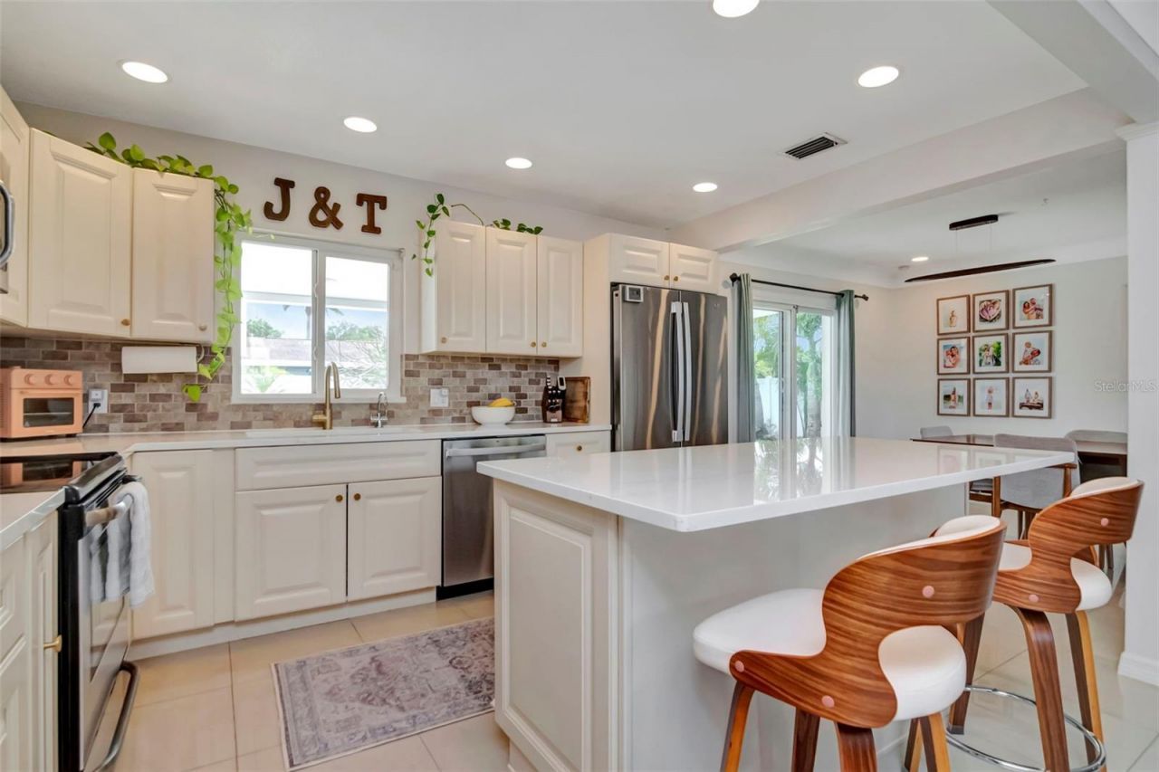 6468 17th Terrace N, Saint Petersburg, FL 33710 Photo