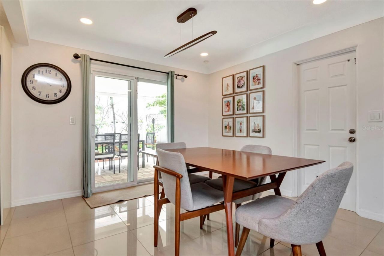 6468 17th Terrace N, Saint Petersburg, FL 33710 Photo