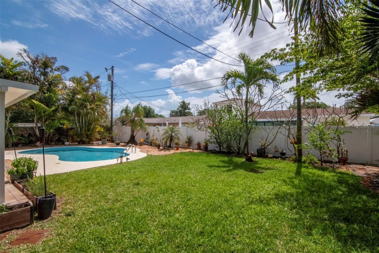 6468 17th Terrace N, Saint Petersburg, FL 33710 Photo