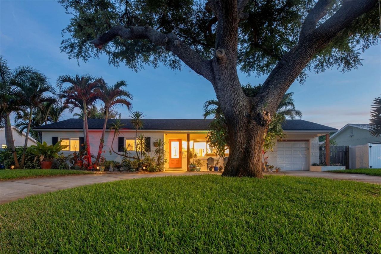 6468 17th Terrace N, Saint Petersburg, FL 33710 Photo