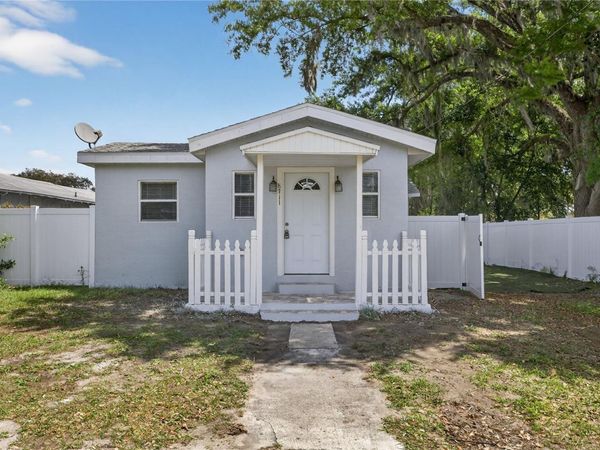 8711 N BOULEVARD ST, TAMPA, FL 33604