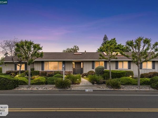 3245 Mckean Dr, Concord, CA 94518