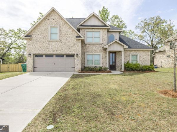 507 Foster Sydney Court, Bonaire, GA 31005