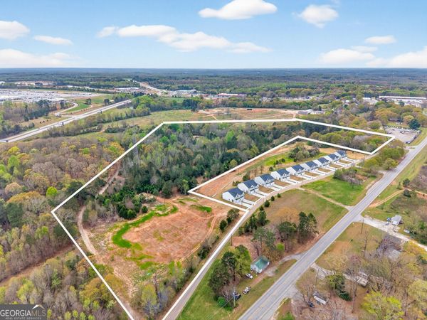 696 530 Madison Street, Commerce, GA 30529