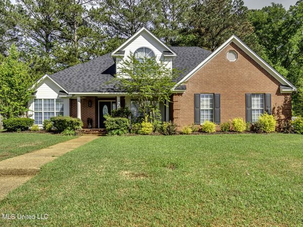 60 Eastgate Drive, Brandon, MS 39042