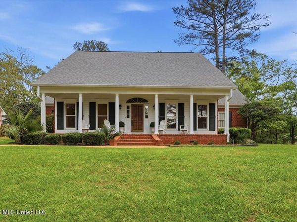 303 Monterey Drive, Clinton, MS 39056