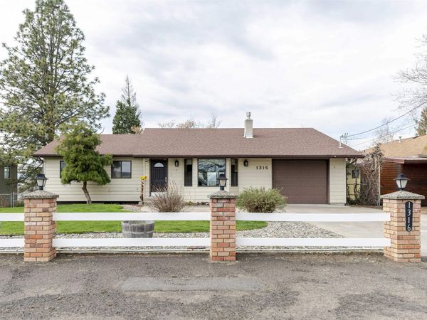 1316 29th St, Lewiston, ID 83501