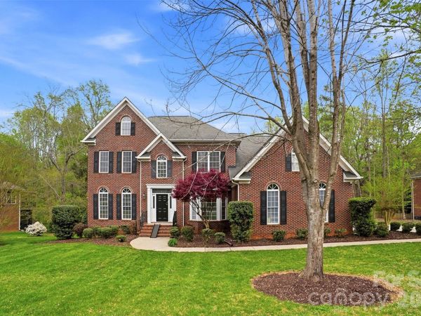 1711 Crestgate Drive , Waxhaw, NC 28173