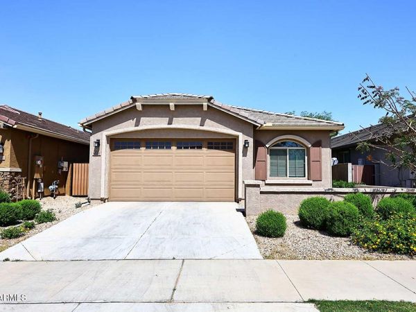 9534 E TRIPOLI Avenue E, Mesa, AZ 85212