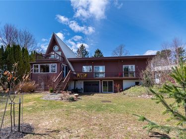 7094 Overlook Drive, Sodus Point, NY 14555