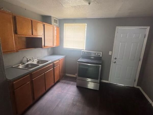 1658 W 10 Street, Jacksonville, FL 32209