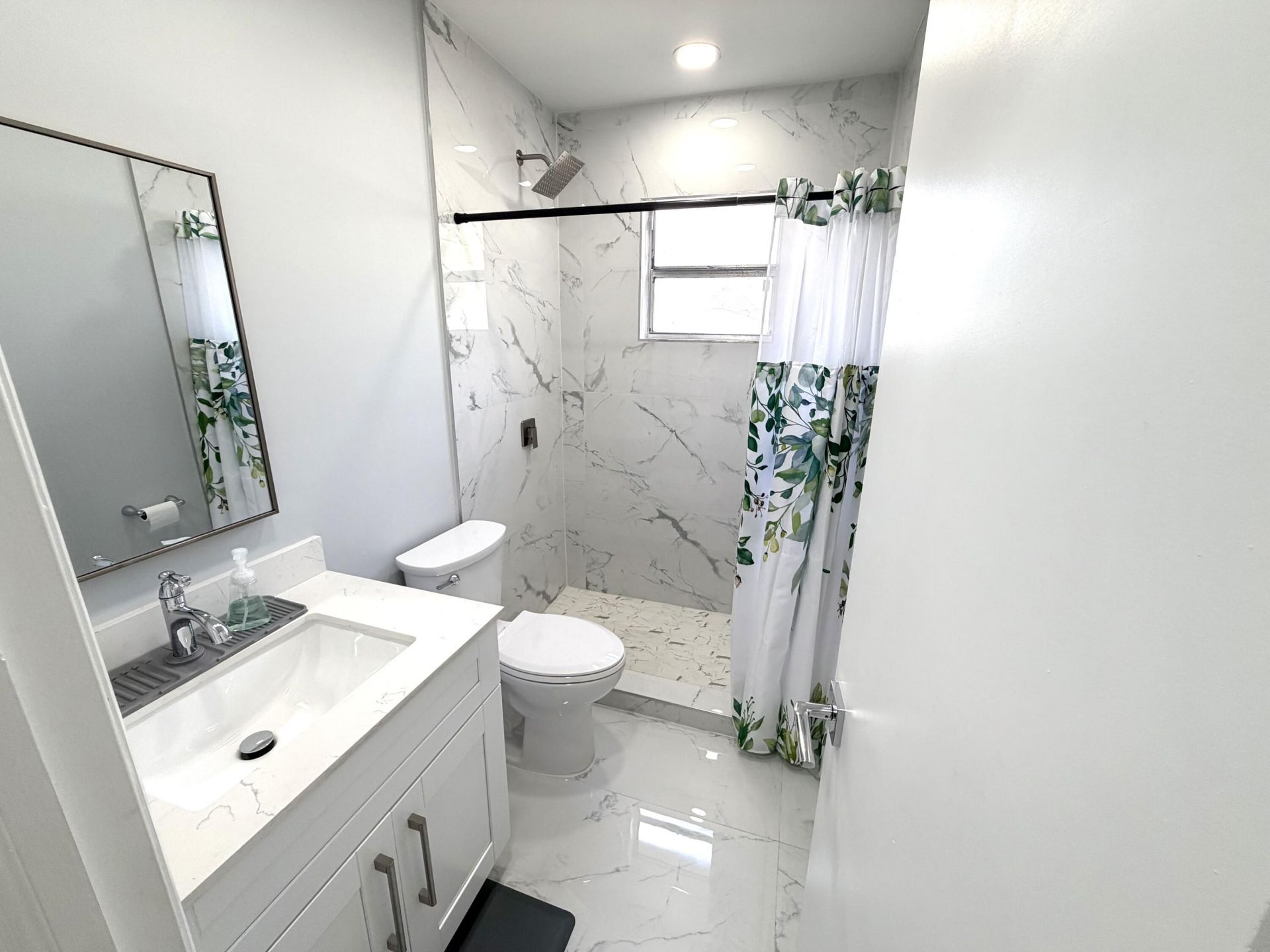 357 Las Palmas Street, Royal Palm Beach, FL 33411 Photo