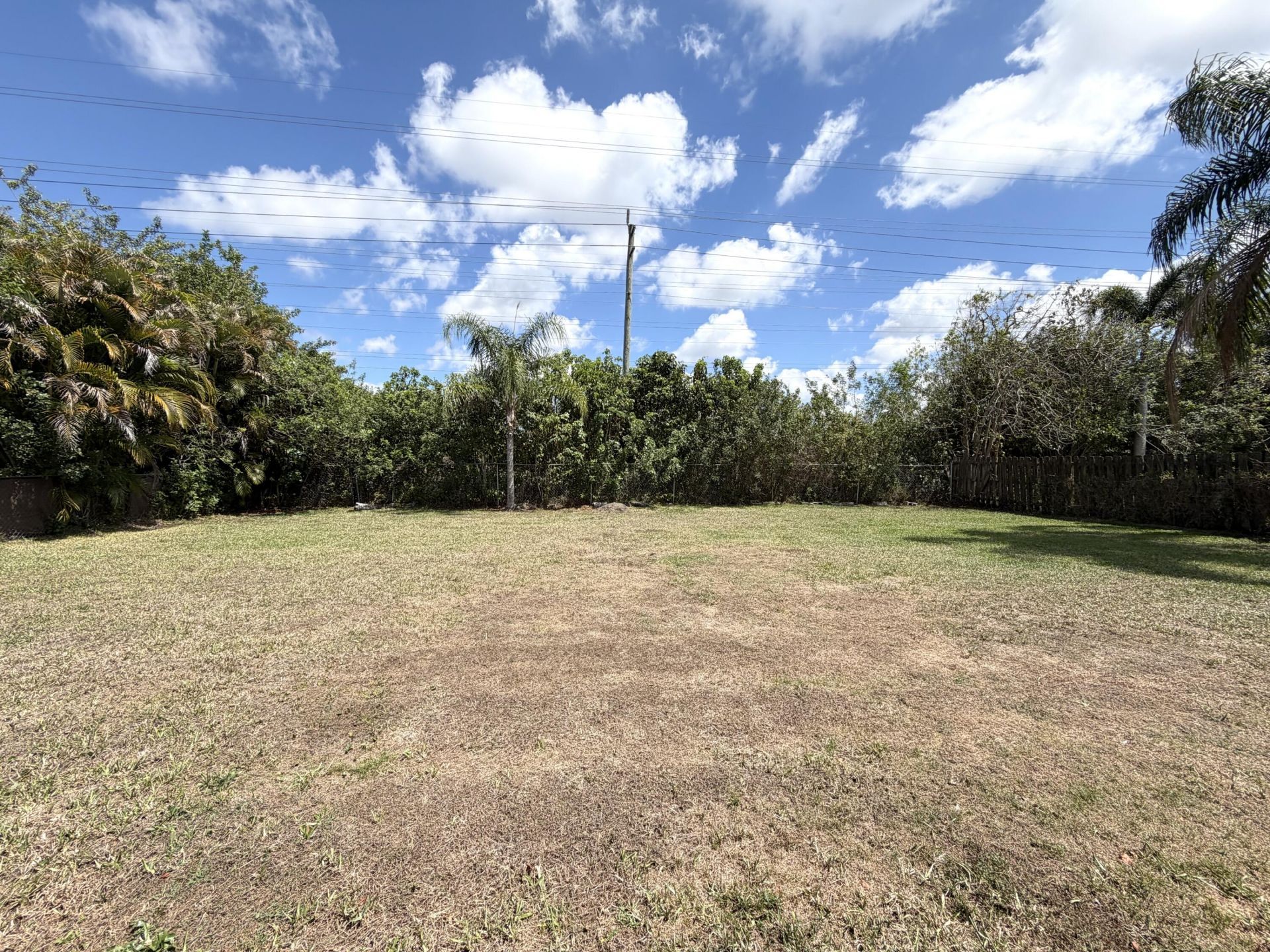 357 Las Palmas Street, Royal Palm Beach, FL 33411 Photo