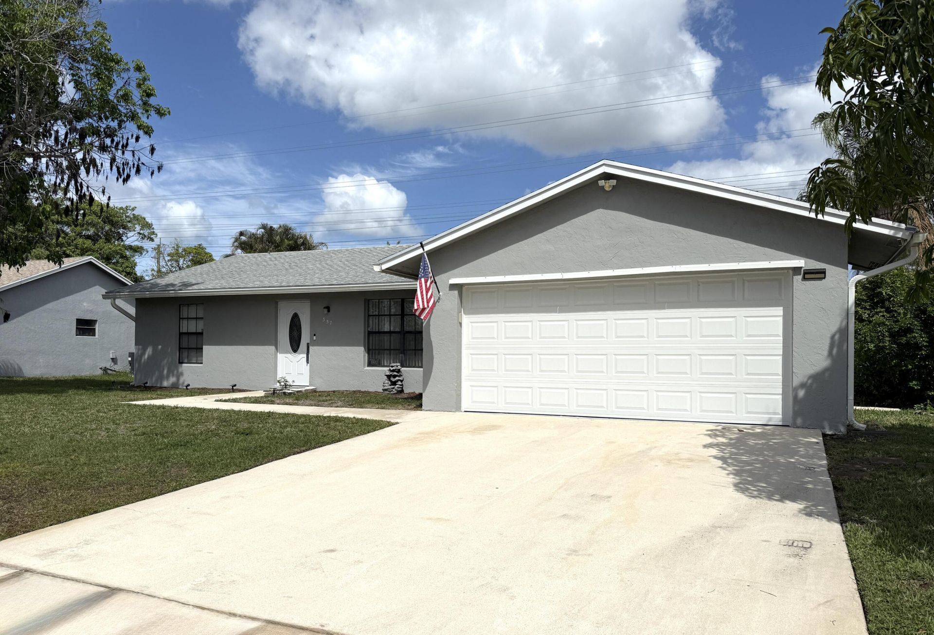 357 Las Palmas Street, Royal Palm Beach, FL 33411 Photo