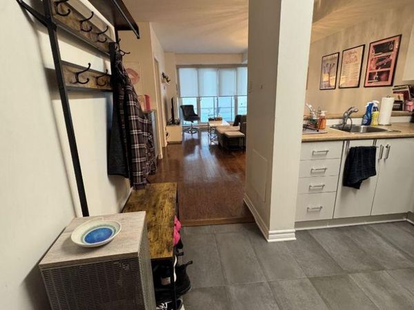 200 Rideau Street , Unit 201, Ottawa, ON K1N5Y1