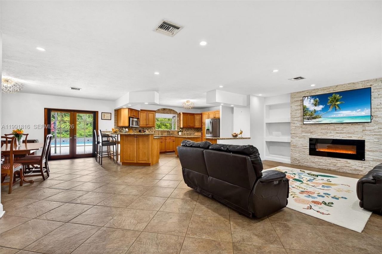 2600 SW 154th Ln, Davie, FL 33331 Photo