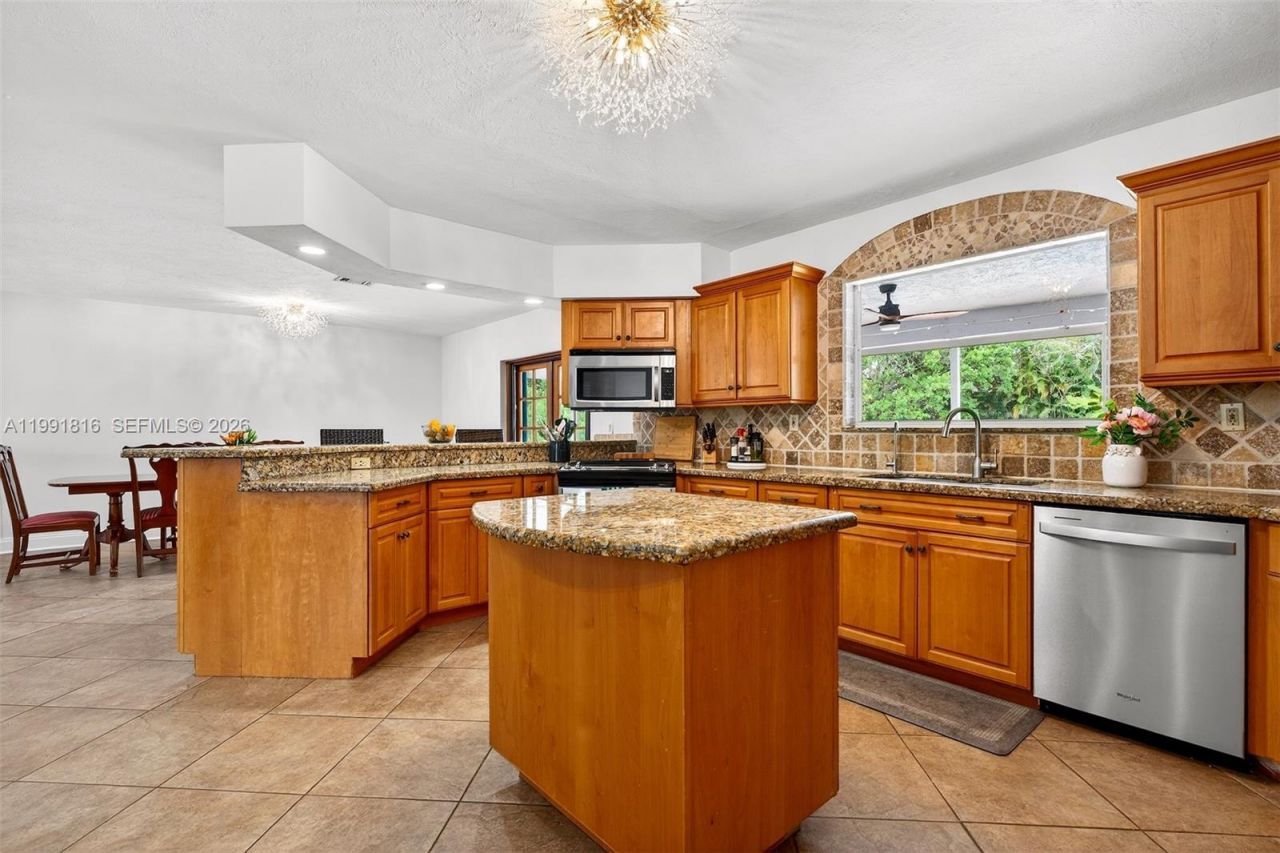 2600 SW 154th Ln, Davie, FL 33331 Photo