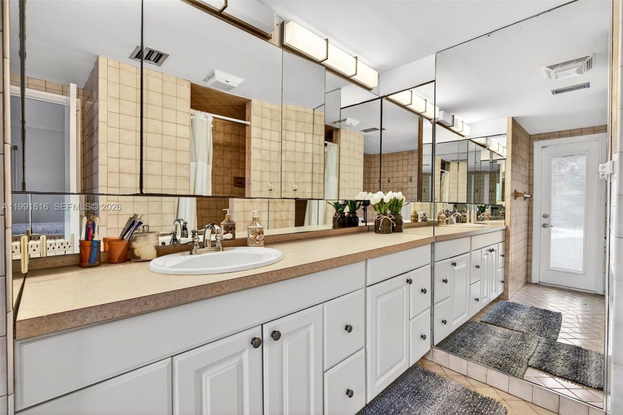 2600 SW 154th Ln, Davie, FL 33331 Photo