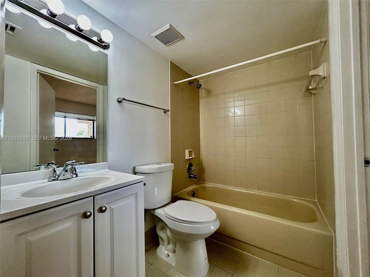 7451 NW 16th St , Unit 304, Plantation, FL 33313 Photo