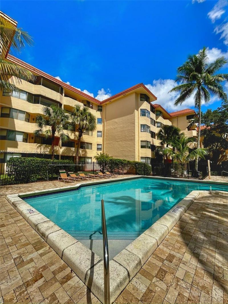 7451 NW 16th St , Unit 304, Plantation, FL 33313 Photo