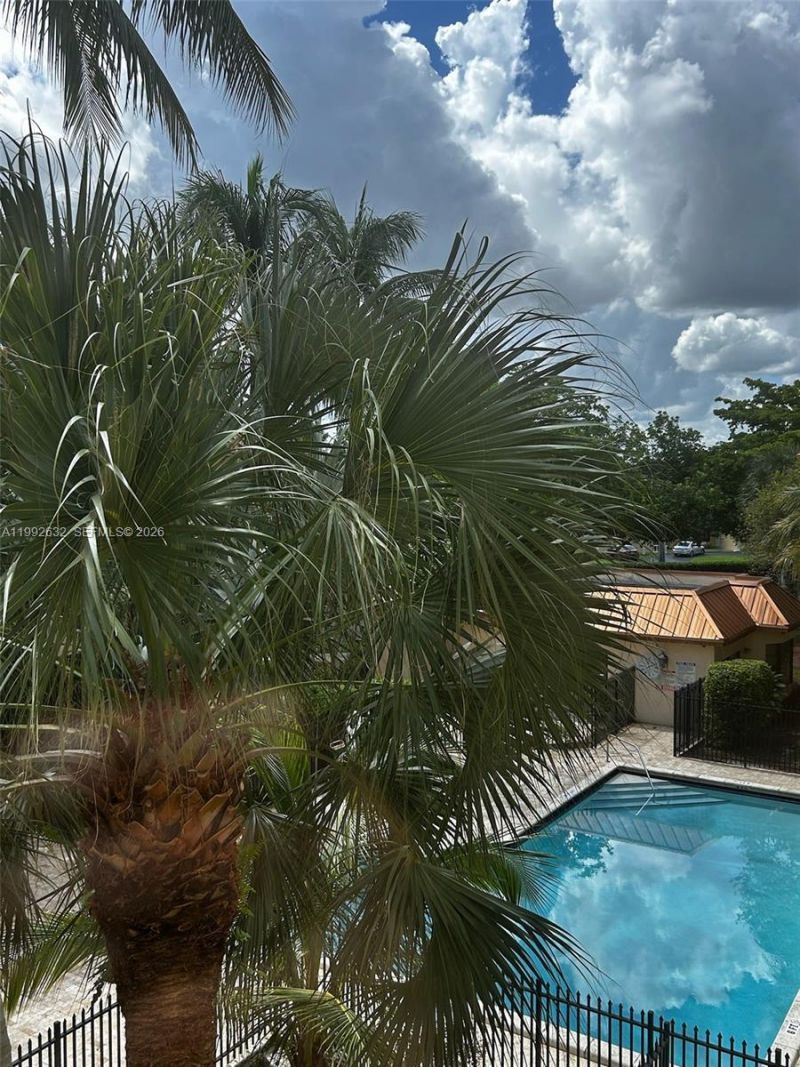 7451 NW 16th St , Unit 304, Plantation, FL 33313 Photo