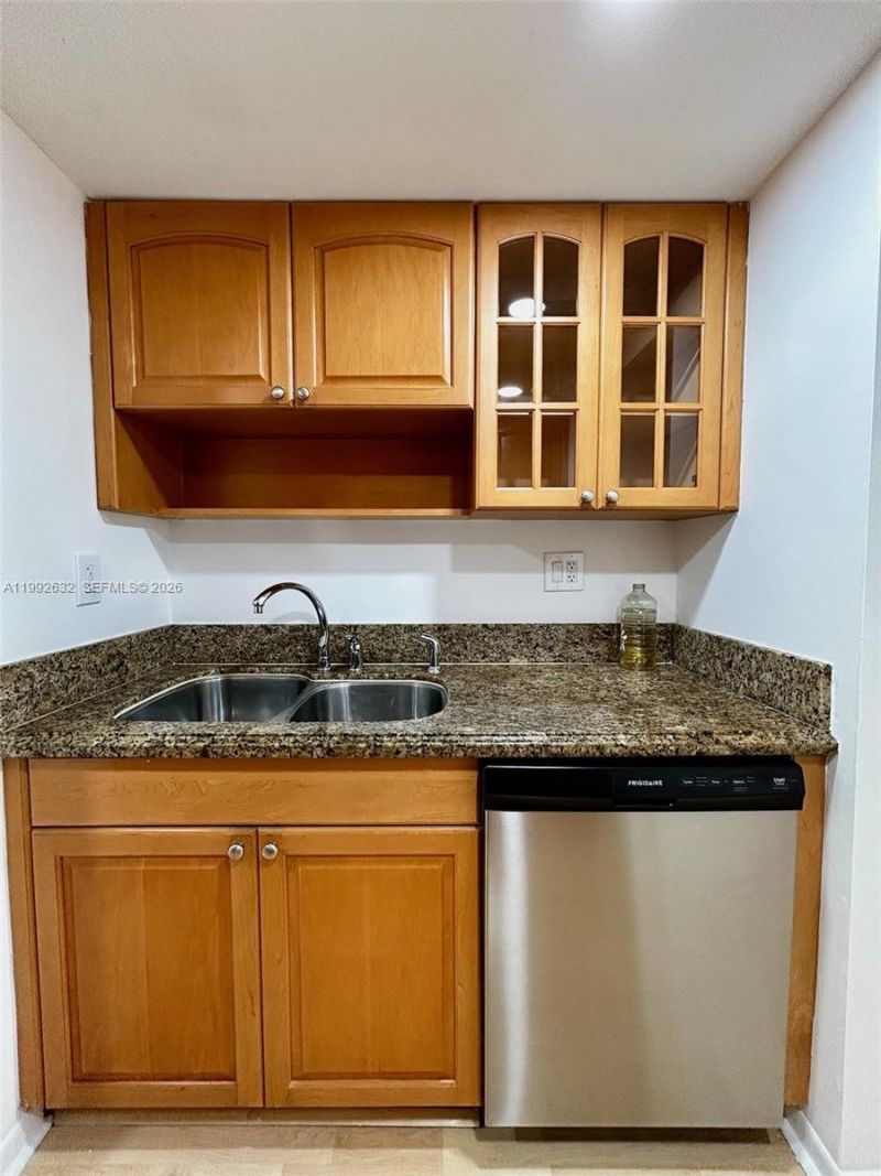 7451 NW 16th St , Unit 304, Plantation, FL 33313 Photo