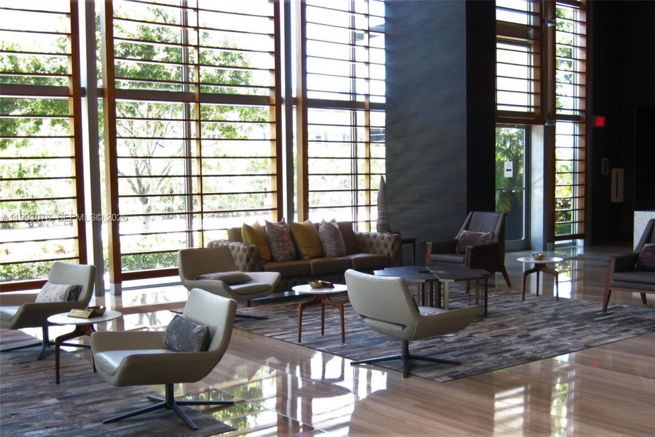 3470 E Coast Ave , Unit H1714, Miami, FL 33137 Photo