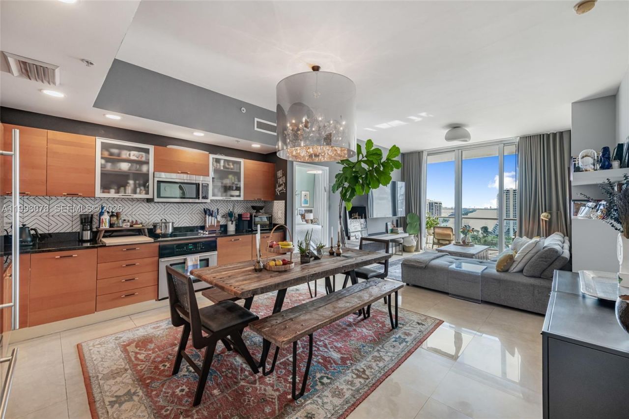 3470 E Coast Ave , Unit H1714, Miami, FL 33137 Photo