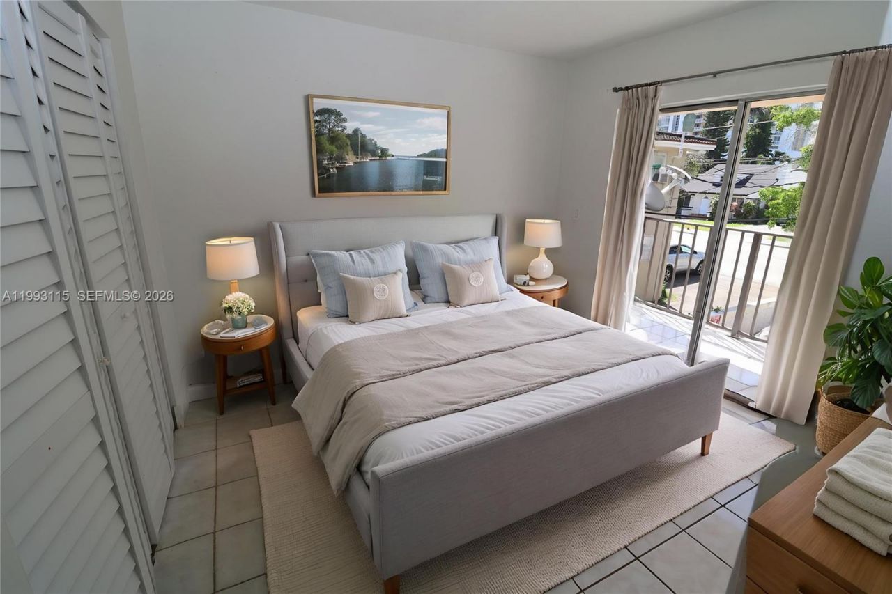 951 SW 7th St, Unit 4, Miami, FL 33130 Photo