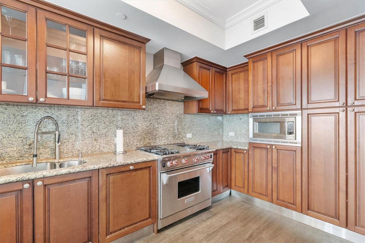 17875 Collins Ave, Unit 3005, Sunny Isles Beach, FL 33160 Photo