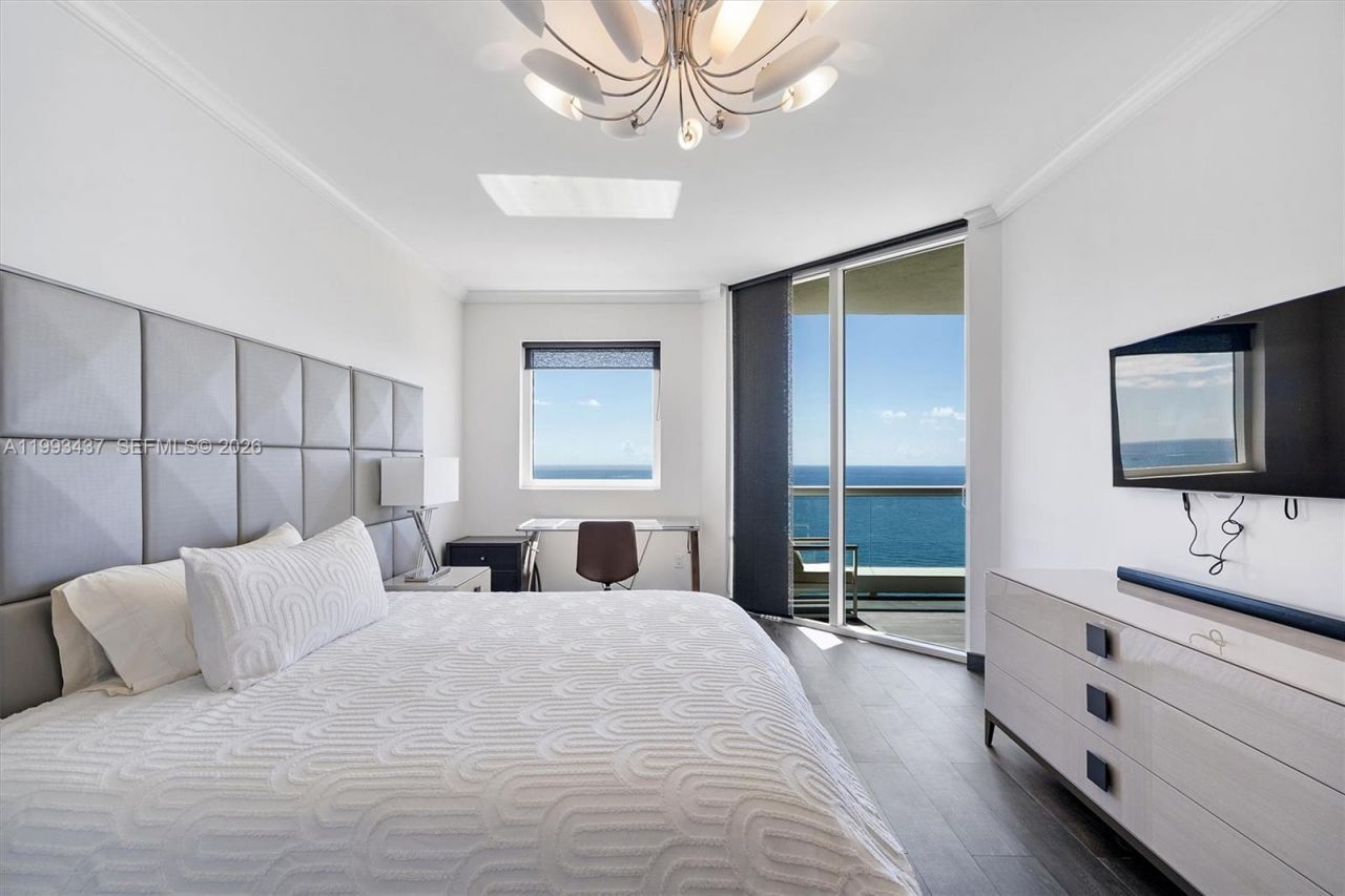 17875 Collins Ave, Unit 3005, Sunny Isles Beach, FL 33160 Photo