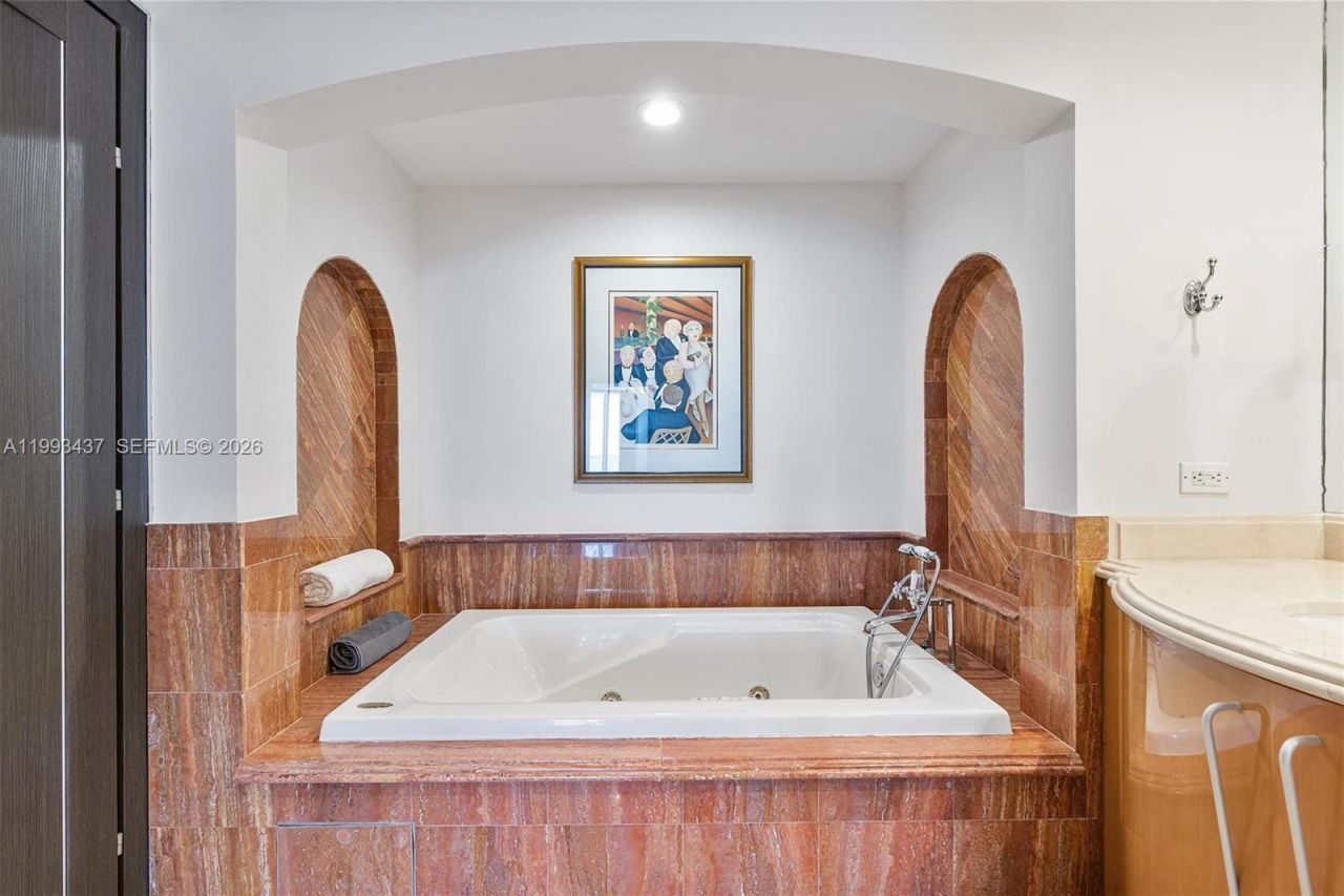 17875 Collins Ave, Unit 3005, Sunny Isles Beach, FL 33160 Photo