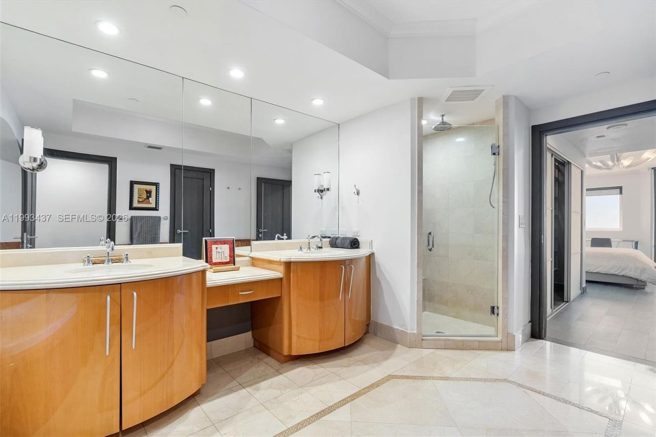 17875 Collins Ave, Unit 3005, Sunny Isles Beach, FL 33160 Photo