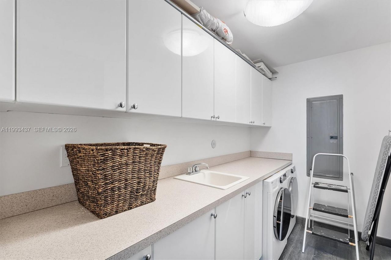 17875 Collins Ave, Unit 3005, Sunny Isles Beach, FL 33160 Photo
